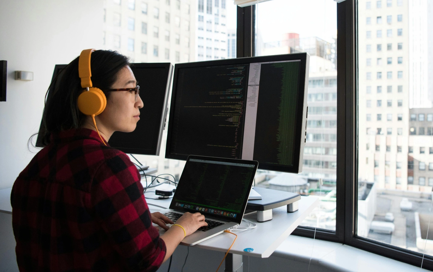 Hire Skilled iOS App Developers | LL Technolab